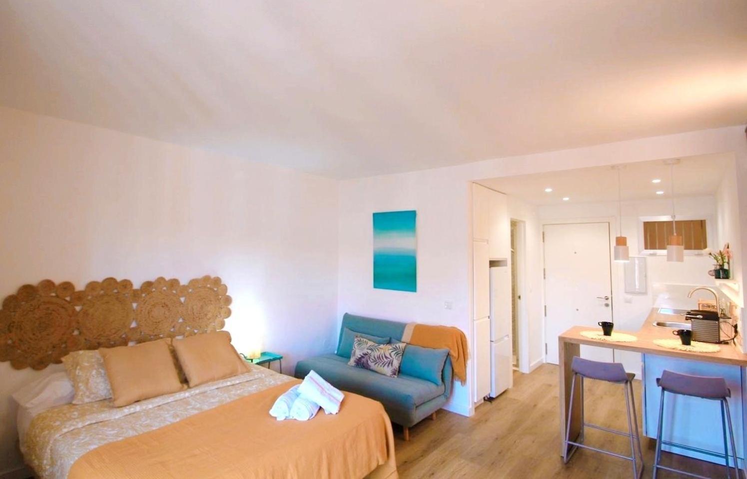 Bythewave Apartments Бенальмадена Экстерьер фото